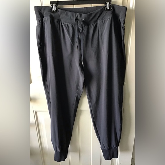 Athleta Pants & Jumpsuits Athleta City Jogger Pant Dark Gray Style
